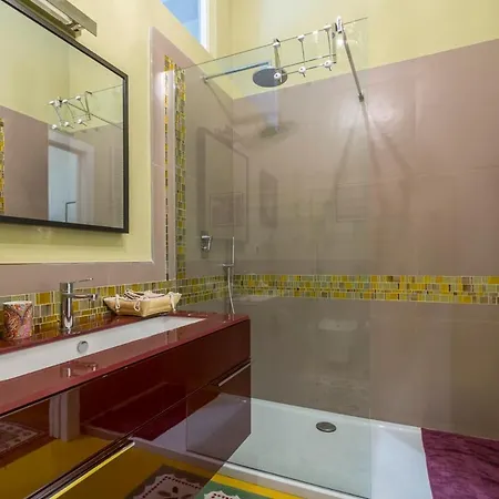 Villa Sleeps 6 With Pool And Air Con Bari